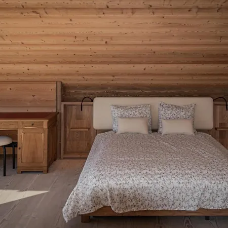 Fleur Des Vosges 5 Bedrooms Chalet *